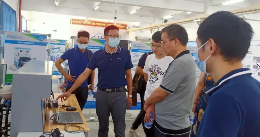 深圳風向標教育資源股份有限公司 深圳風向標教育資源股份有限公司