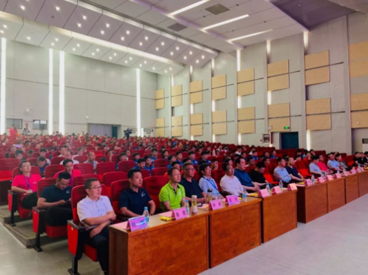 深圳風(fēng)向標(biāo)教育資源股份有限公司 深圳風(fēng)向標(biāo)教育資源股份有限公司