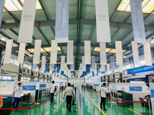 深圳風(fēng)向標(biāo)教育資源股份有限公司 深圳風(fēng)向標(biāo)教育資源股份有限公司