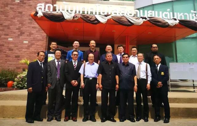 深圳風(fēng)向標(biāo)教育資源股份有限公司 深圳風(fēng)向標(biāo)教育資源股份有限公司