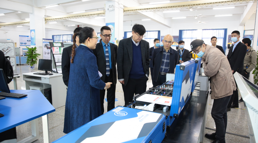 深圳風向標教育資源股份有限公司 深圳風向標教育資源股份有限公司