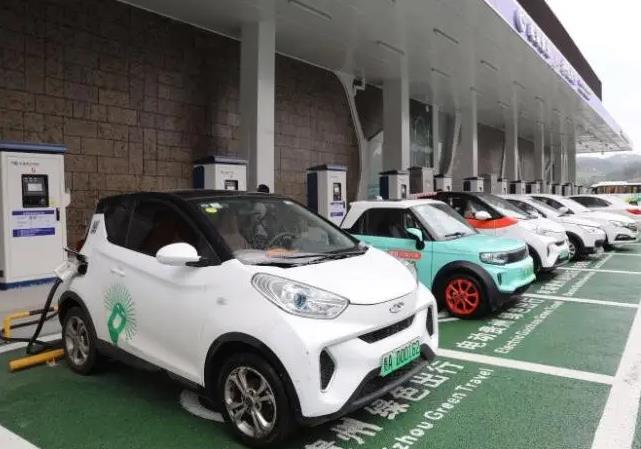 深圳風(fēng)向標(biāo)教育資源股份有限公司 深圳風(fēng)向標(biāo)教育資源股份有限公司