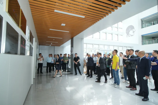 深圳風向標教育資源股份有限公司 深圳風向標教育資源股份有限公司